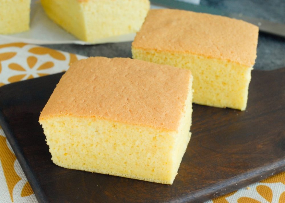 PÃO DE LÓ- na travessa