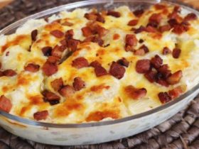 Mandioca Gratinada Especial com Bacon