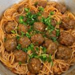 macarrÃo com almÔndegas