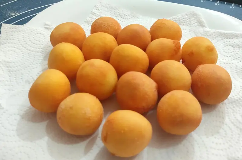 bolinha de queijo doce