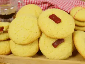 broa de fubá com goiabada