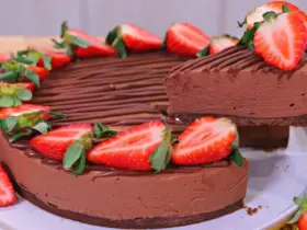 torta mousse de chocolate