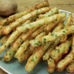 batatas e queijo em casa